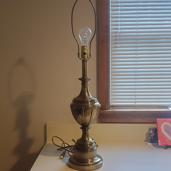 Vintage Stiffel Brass Lamp - Picture 3 of 12